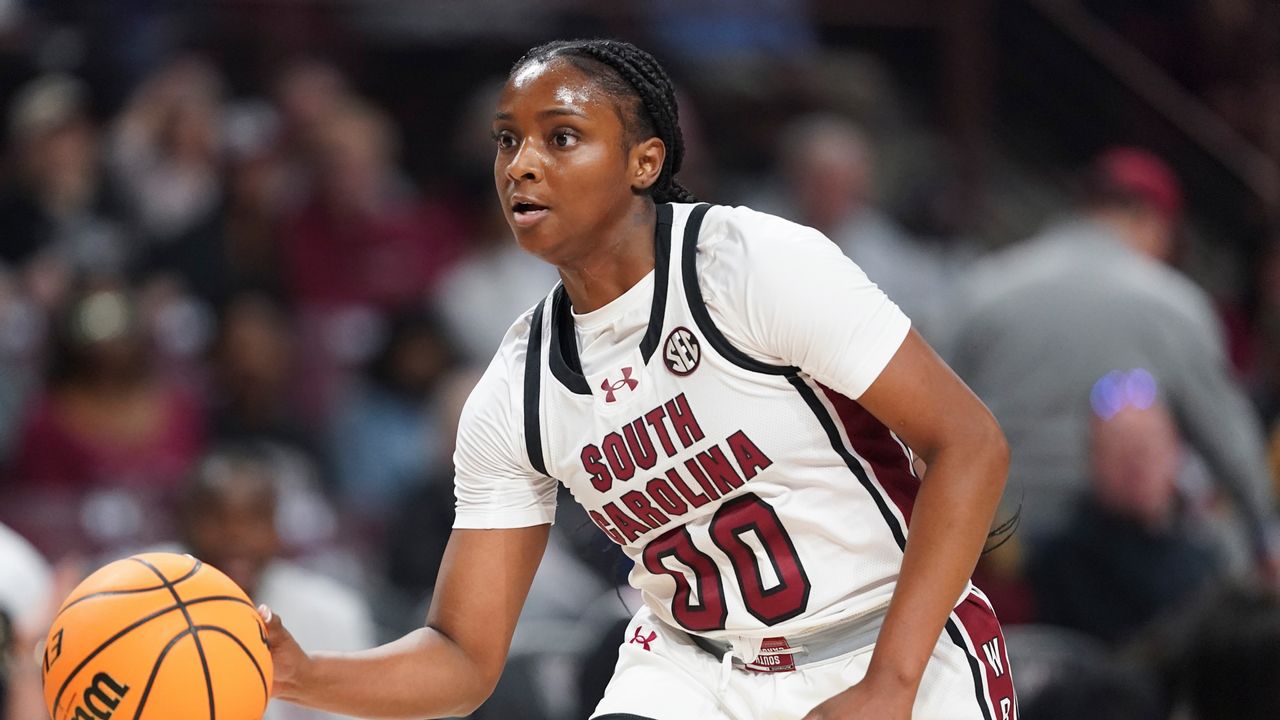 Jue. 12/4 - #3 South Carolina vs. #22 Louisville